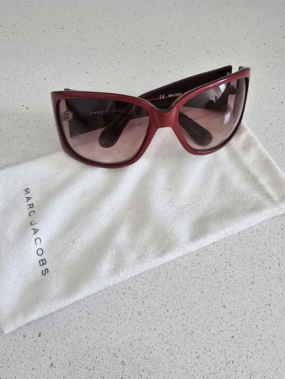 Marc By Marc Jacobs Vintage Women's Red Gradient Pink Lens Sunglasses